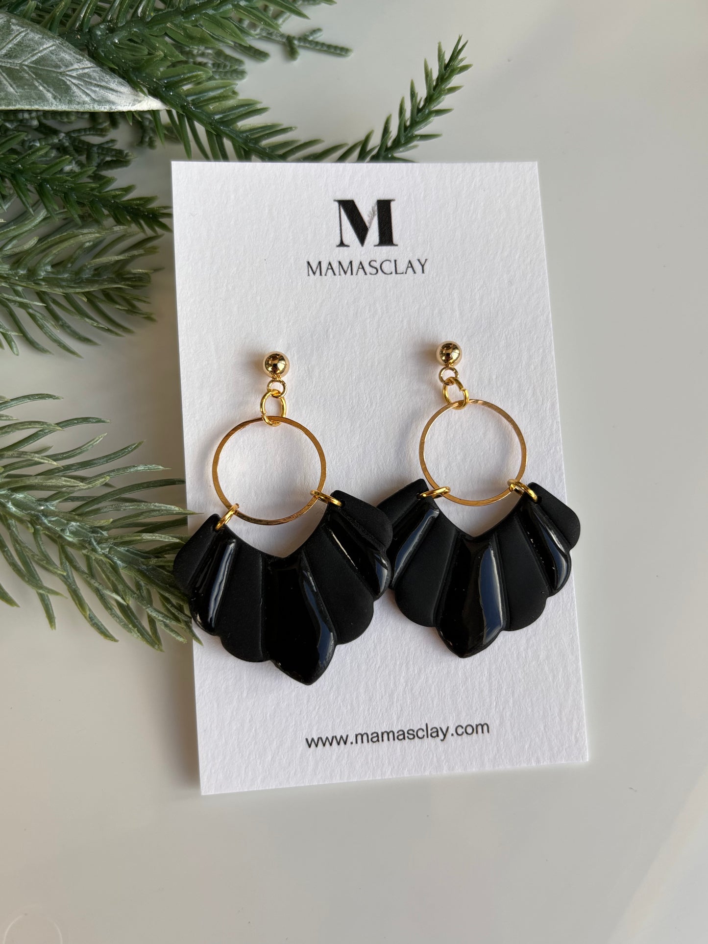 Fan-Shaped Dangles