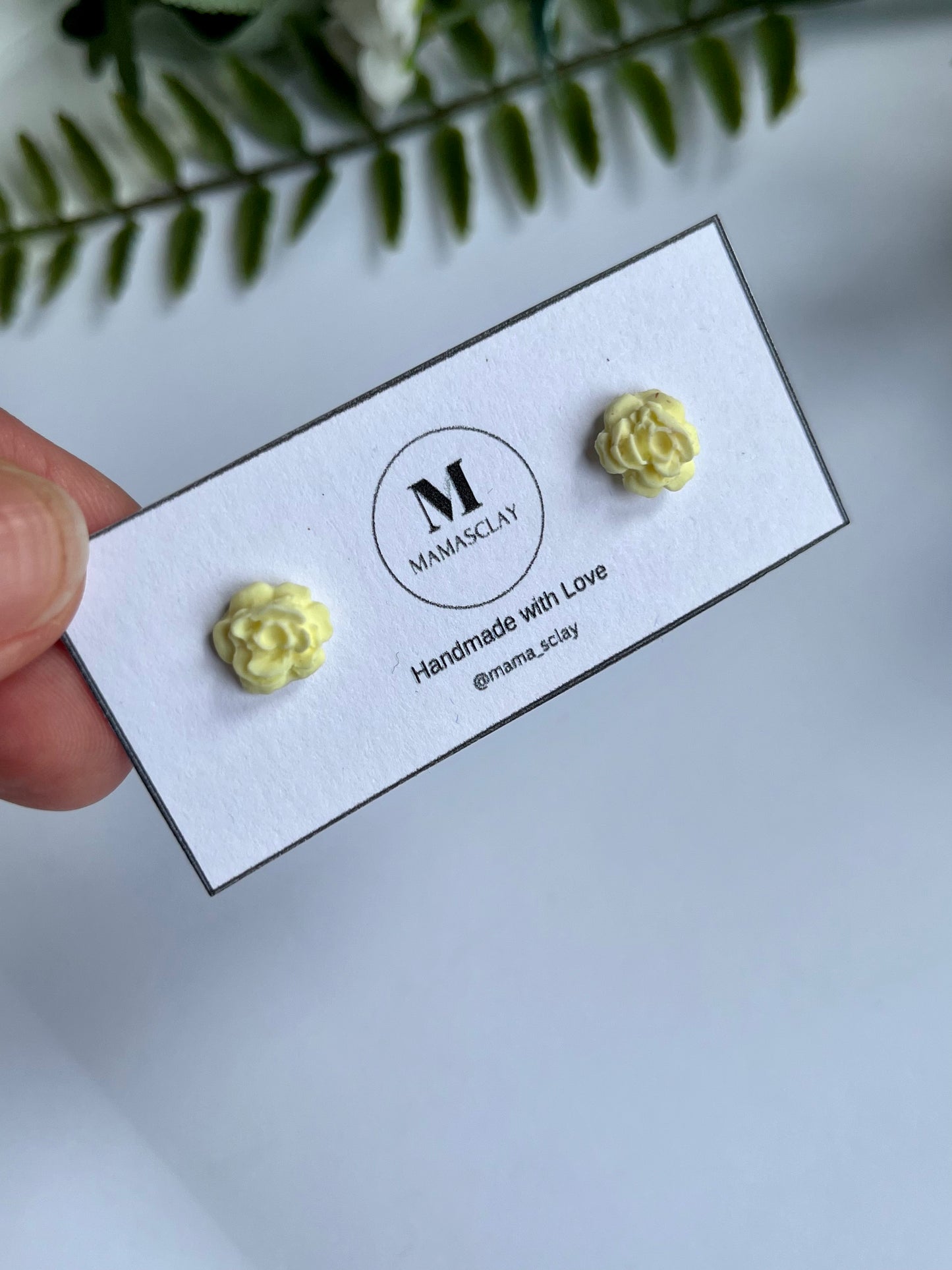 Mini Roses Studs