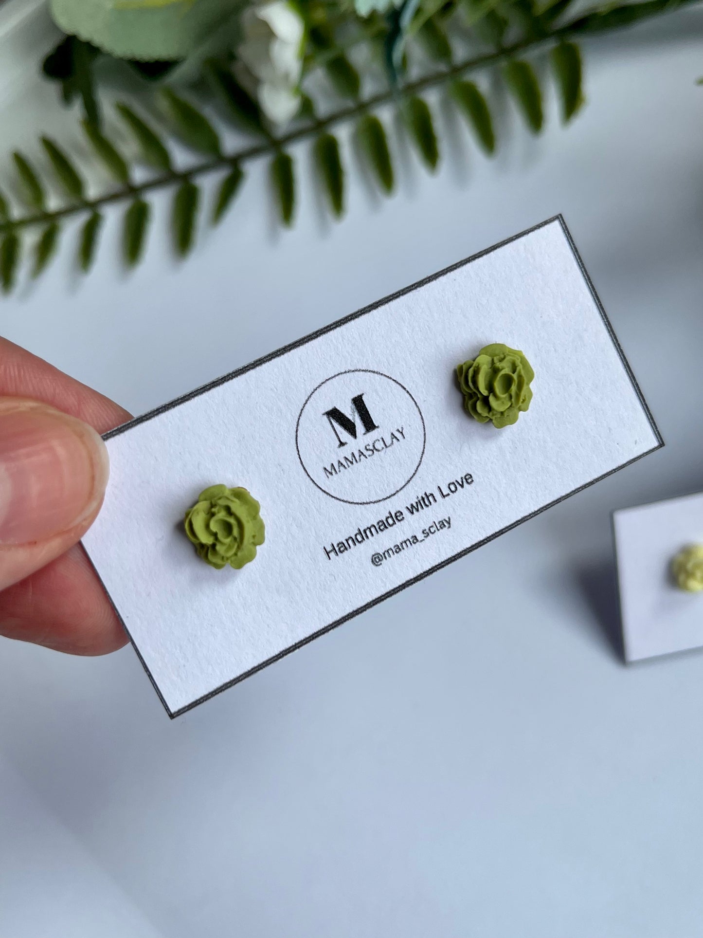Mini Roses Studs