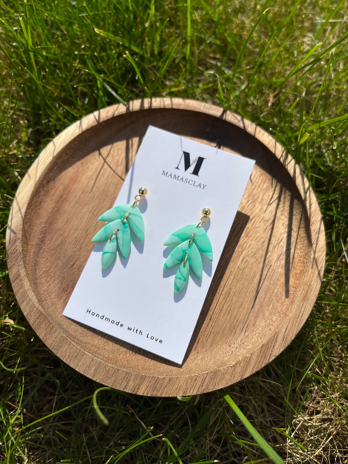 Green Tiered Leaf