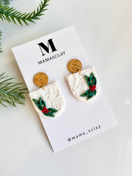 Holly Detailed Earrings