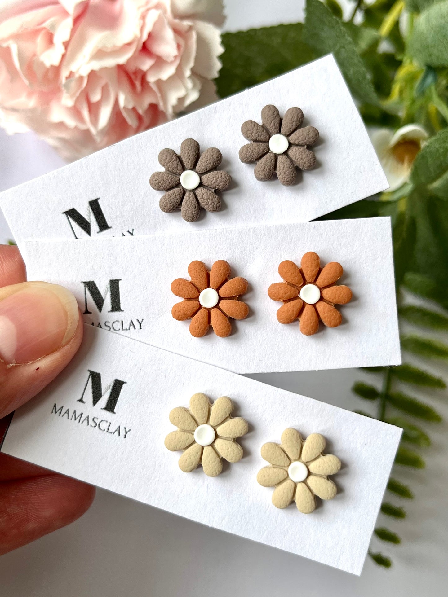 Neutral Flower Studs